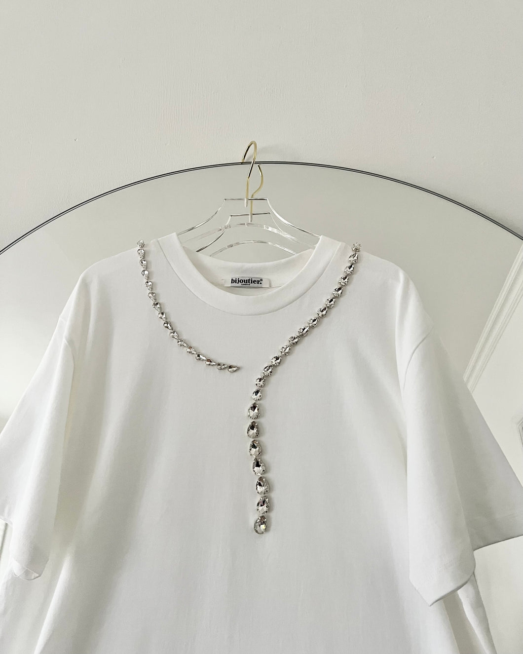 TEARDROP Short Sleeve T Shirt